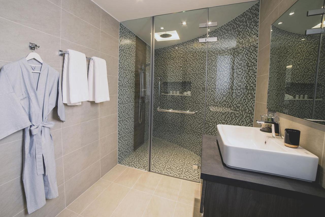 Lets Phuket Twin Sands Resort & Spa Patong المظهر الخارجي الصورة